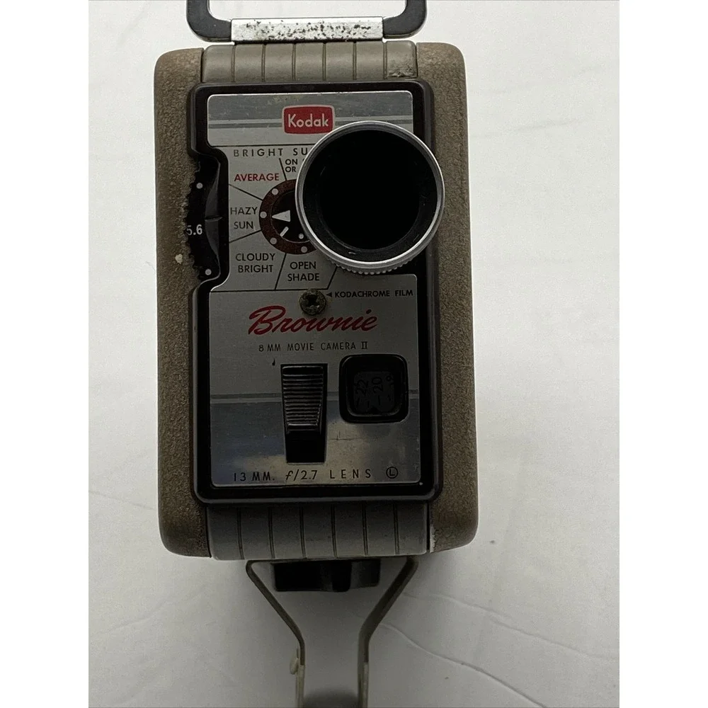 VTG‎ 50s Kodak Brownie Movie Camera Model 2 8mm Cine Ektanon f/2.7 USA w/ Manual